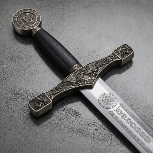Épée inspirée d’Excalibur, lame légendaire du Roi Arthur